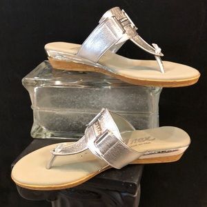 Onex silver thong sandal